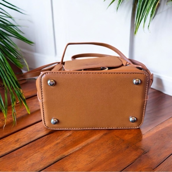 NWT Lulus Convertible Mini Backpack Purse – Tan Brown Faux Leather - Picture 16 of 16